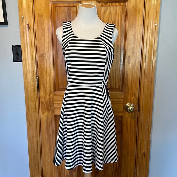 Express Dresses & Skirts - Express dress